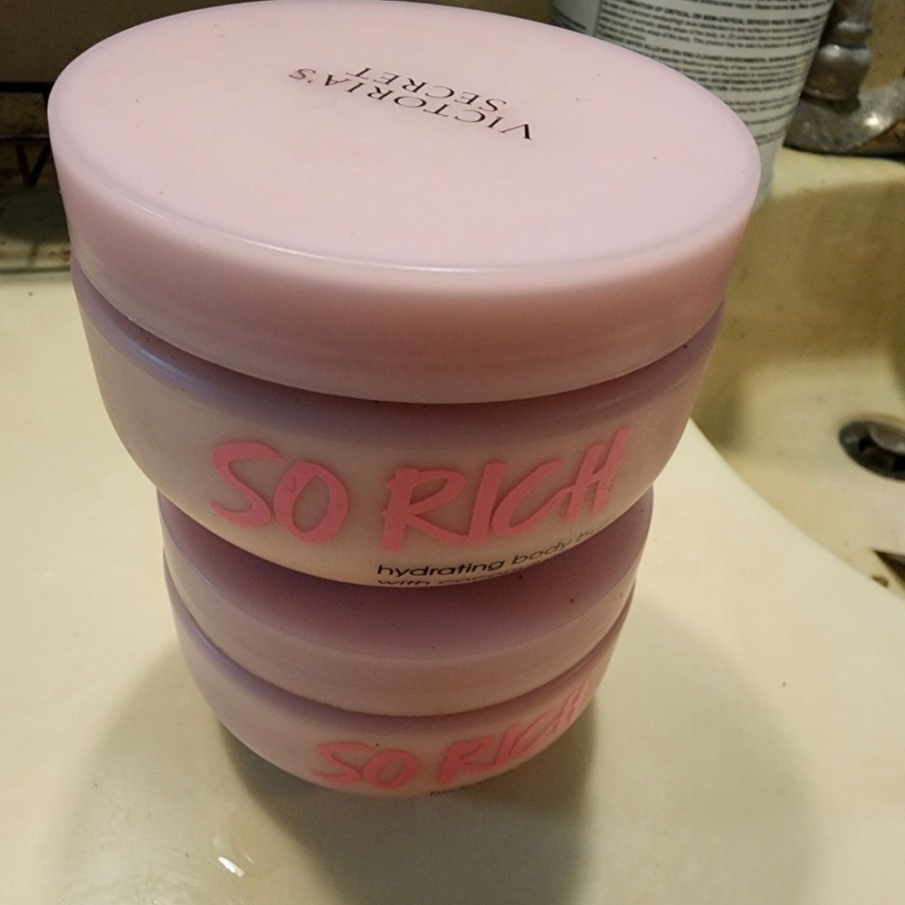 Victoria secret so rich hydrating body butter